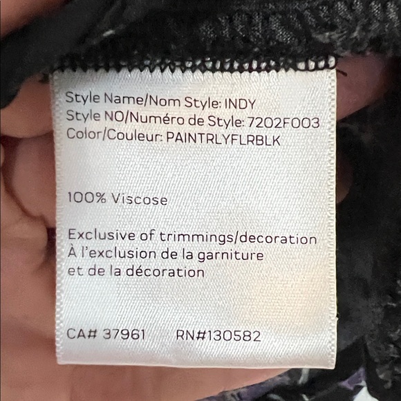 Elegant Black and Purple Floral Women's Blouse - Picture 5 of 5